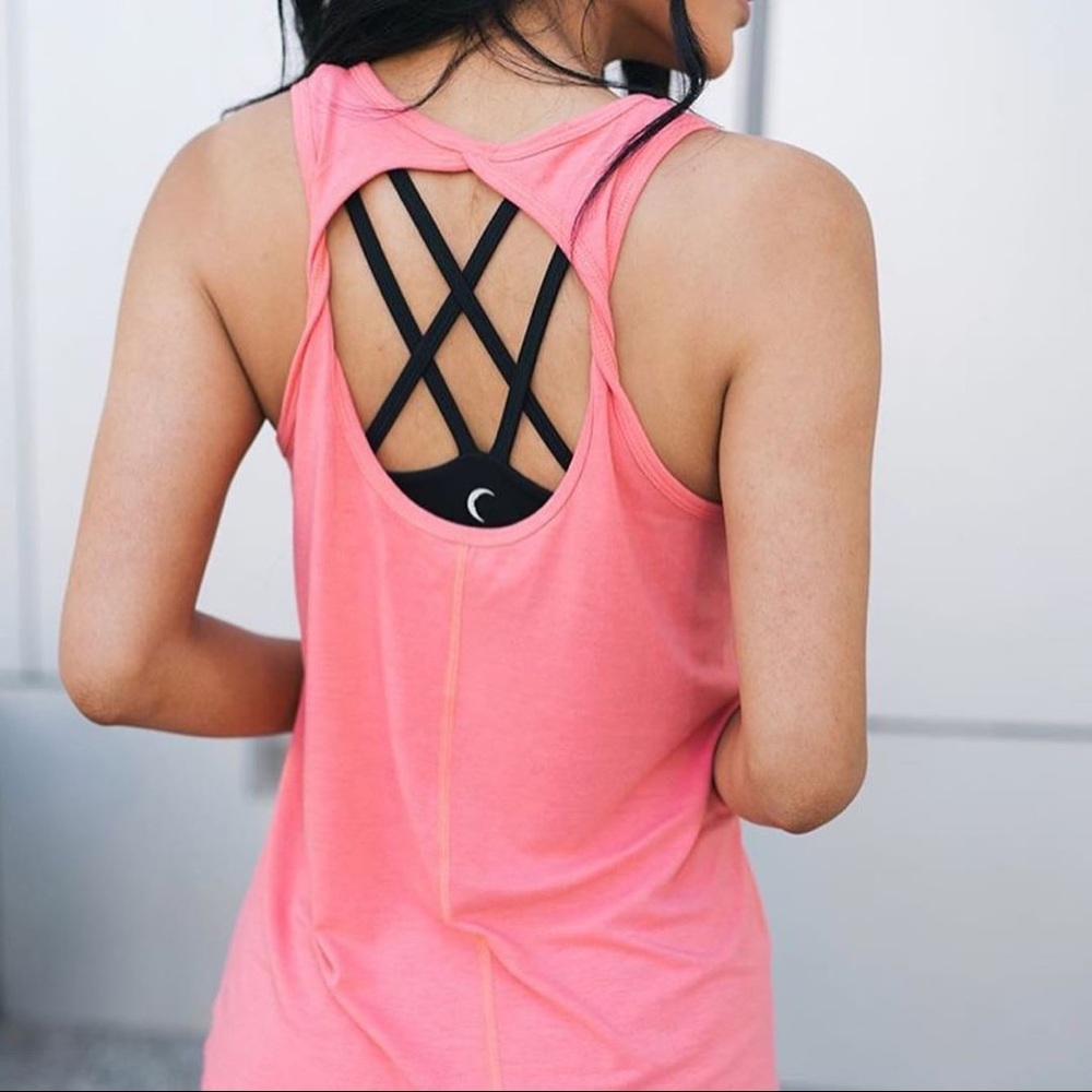 Zyia twist tank L
